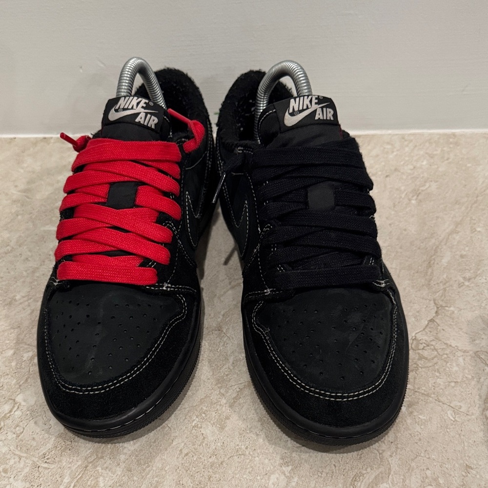 Travis Scott phantom - size 6 no box